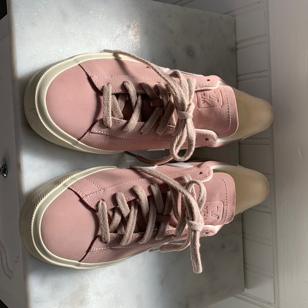Veja Campo women’s size 8 (39).